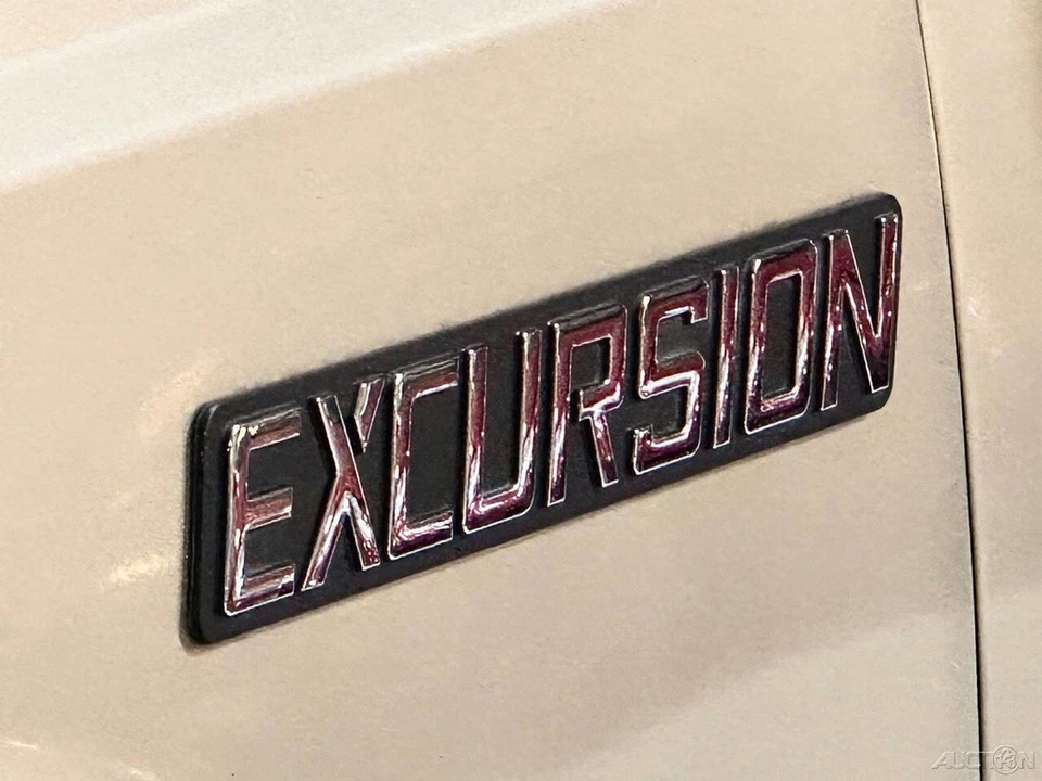 2004 Ford Excursion - Image 4 of 21