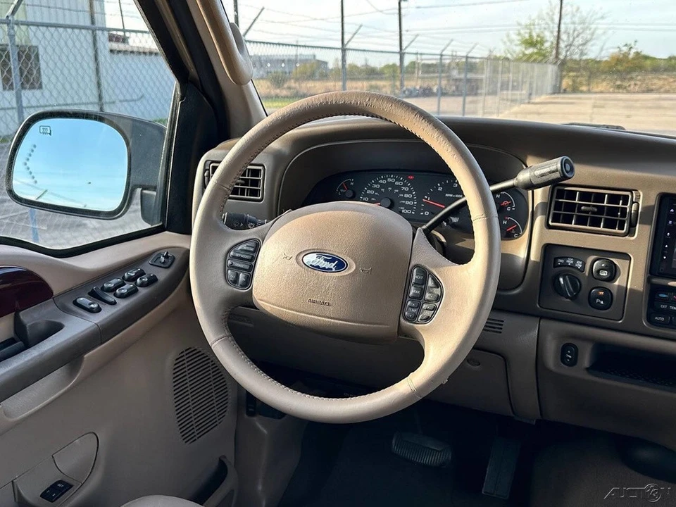 2004 Ford Excursion - Image 21 of 21