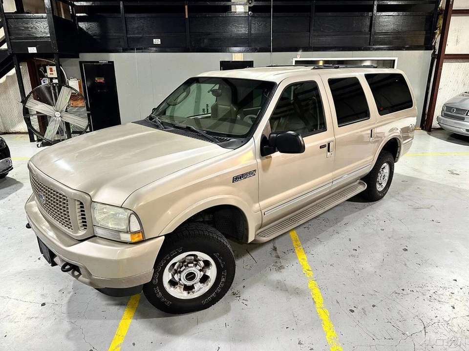 2004 Ford Excursion - Image 5 of 21