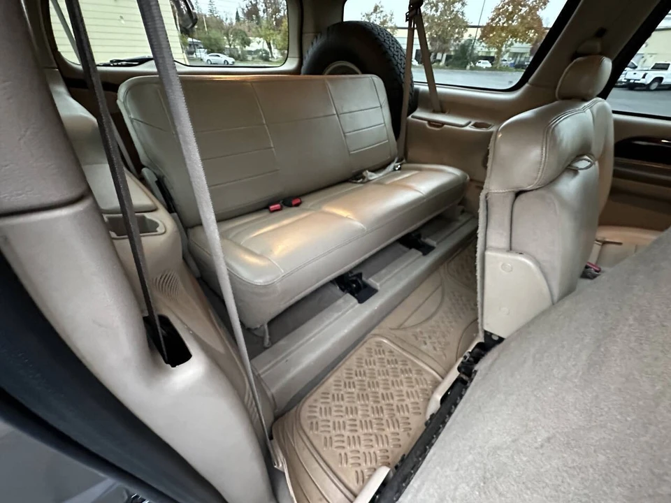 2004 Ford Excursion - Image 21 of 21