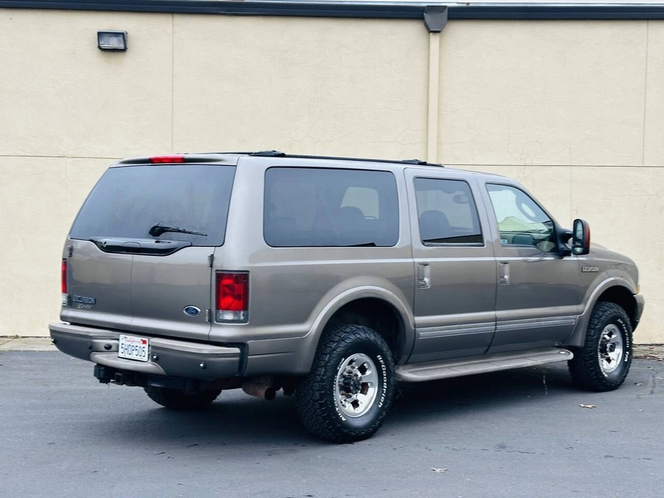 2004 Ford Excursion - Image 6 of 21