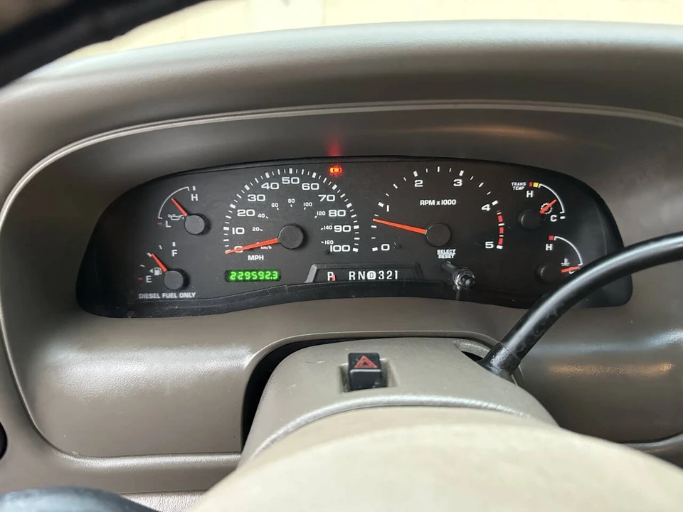 2004 Ford Excursion - Image 19 of 21