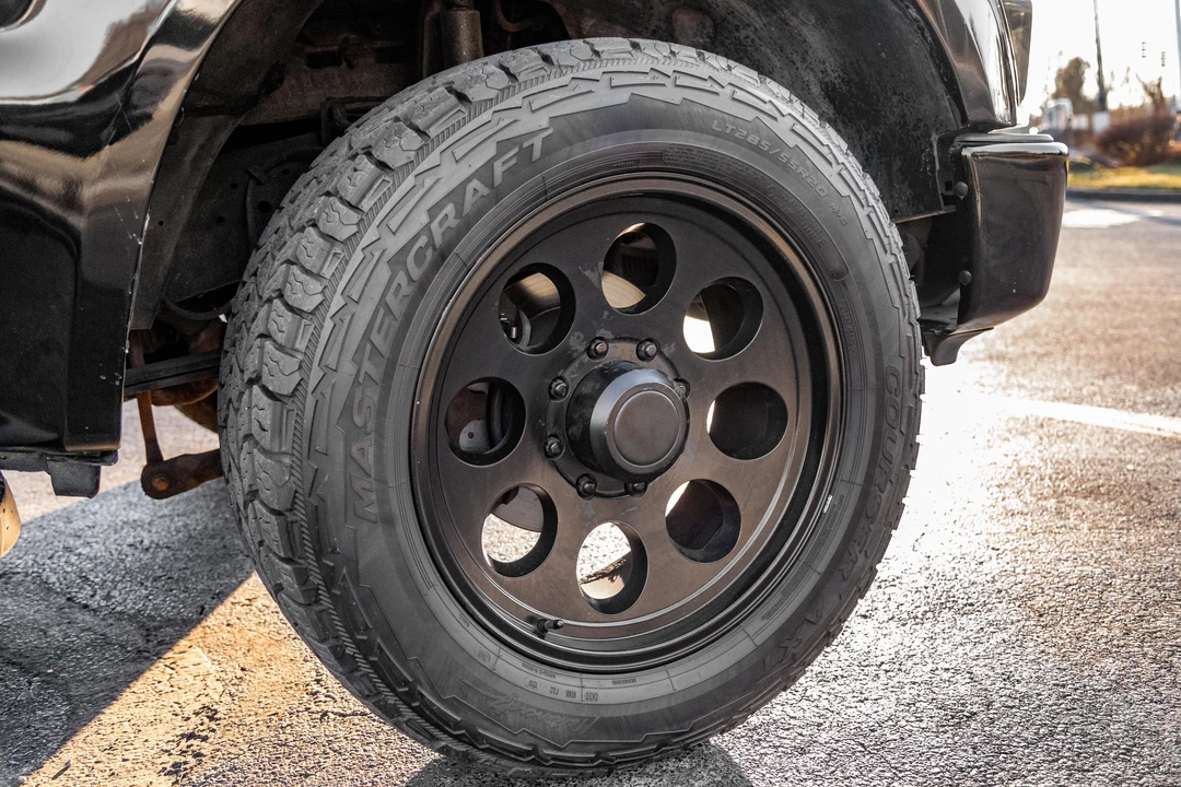 2004 Ford Excursion - Image 22 of 31