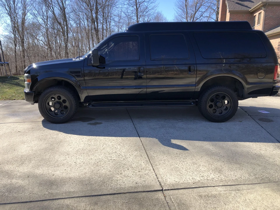 2004 Ford Excursion - Image 7 of 31