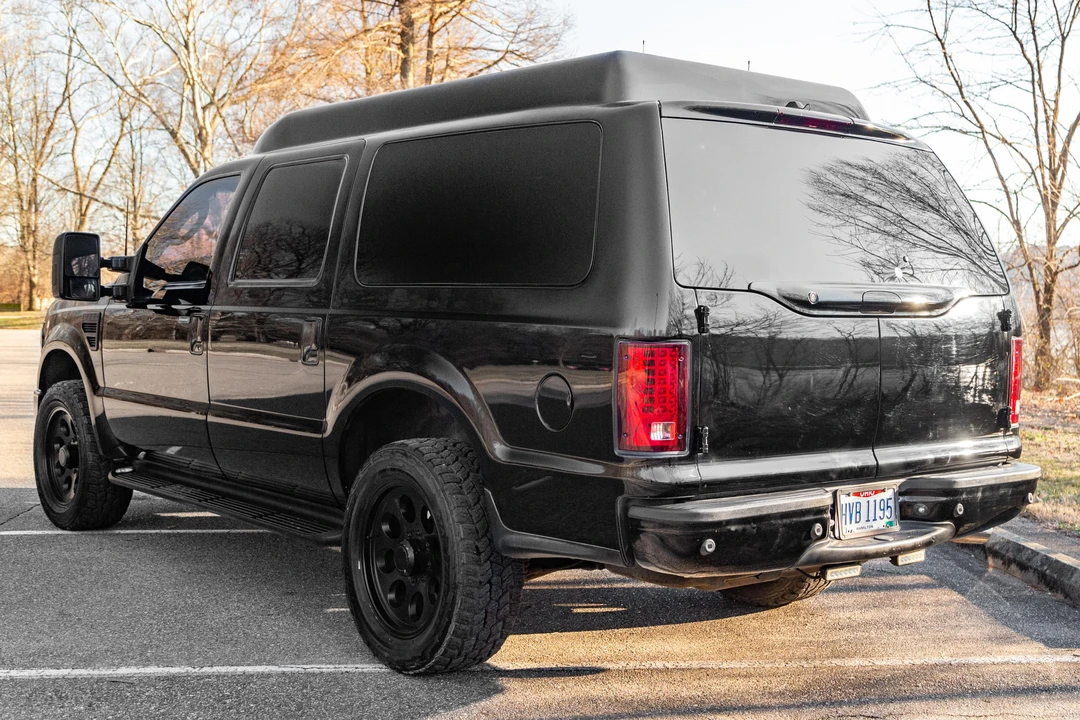 2004 Ford Excursion - Image 4 of 31