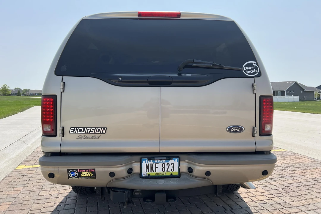 2004 Ford Excursion - Image 5 of 10