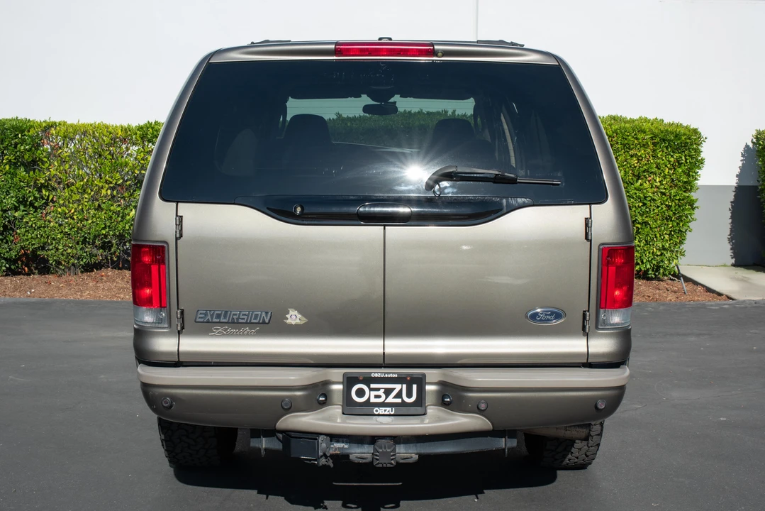2004 Ford Excursion - Image 5 of 31