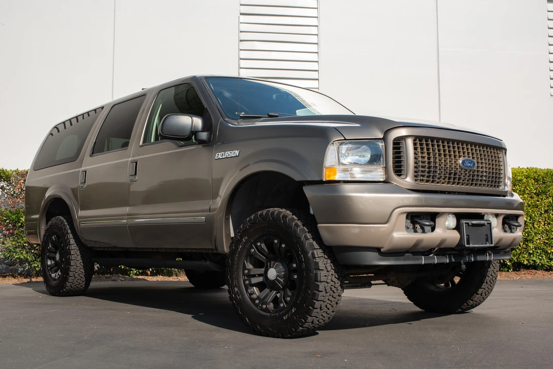 2004 Ford Excursion - Image 11 of 31