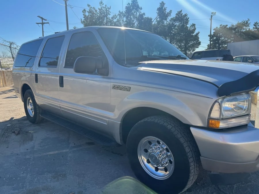 2004 Ford Excursion - Image 5 of 10