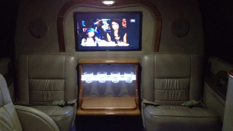 2004 Ford Excursion - Image 4 of 5