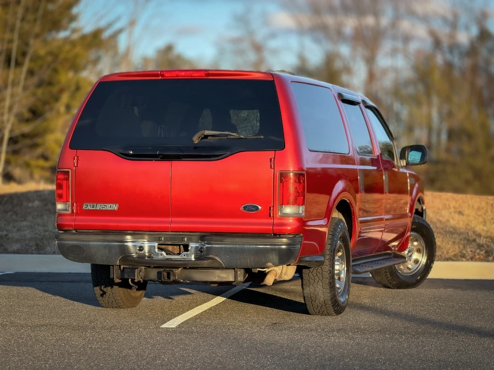 2004 Ford Excursion - Image 11 of 21