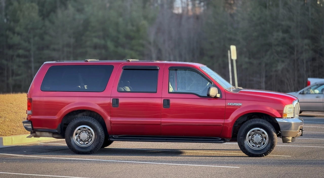 2004 Ford Excursion - Image 6 of 21