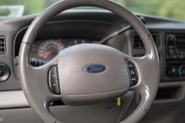 2004 Ford Excursion - Image 5 of 7