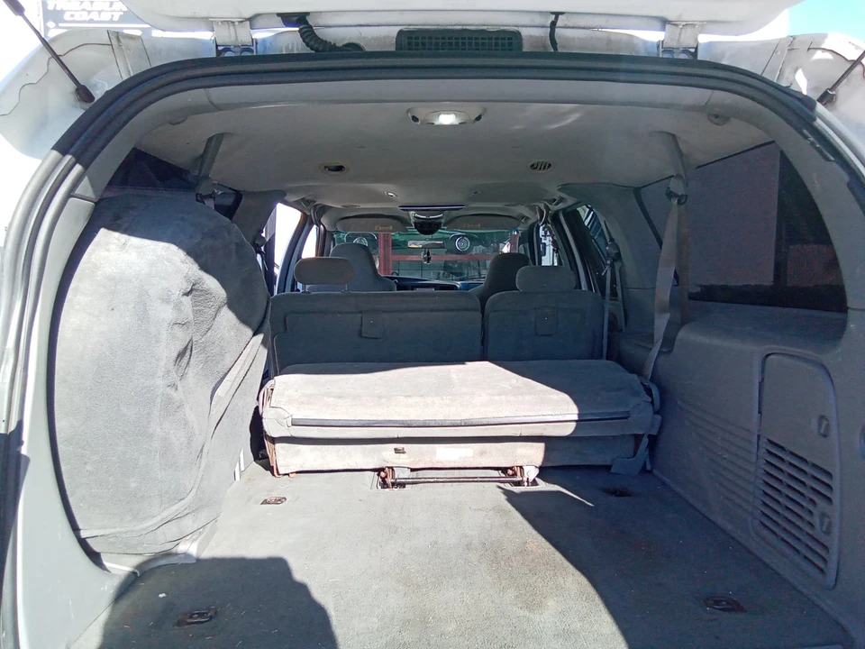 2004 Ford Excursion - Image 8 of 12