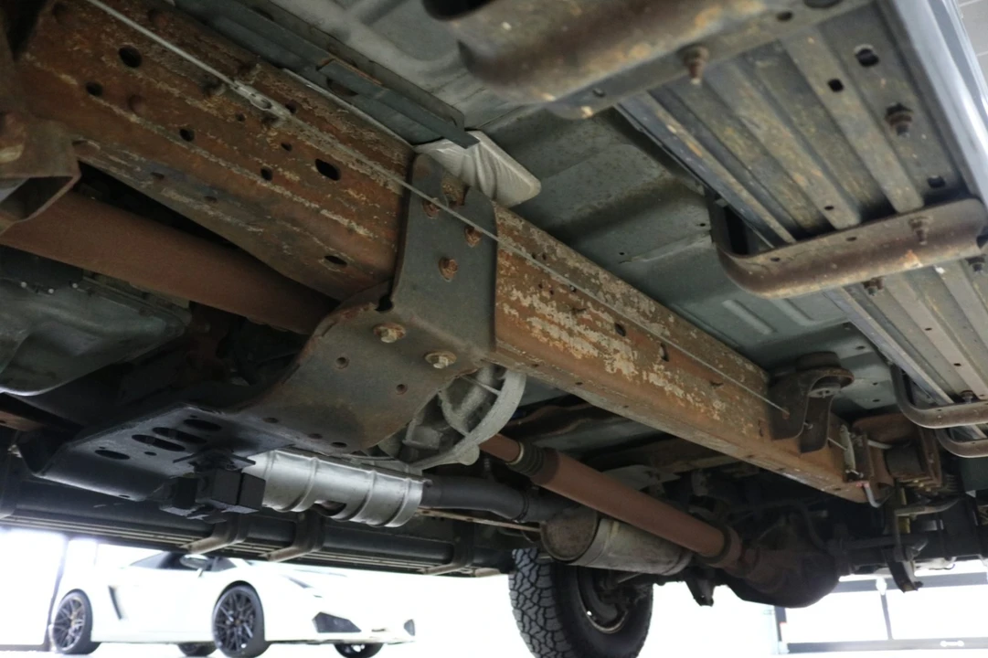 2004 Ford Excursion - Image 7 of 7
