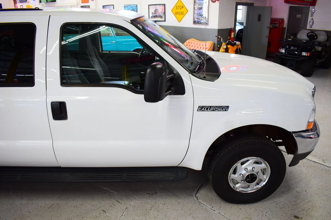 2004 Ford Excursion - Image 4 of 20