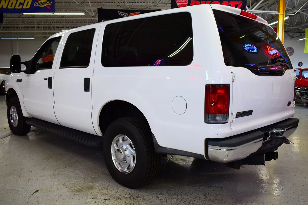 2004 Ford Excursion - Image 12 of 20