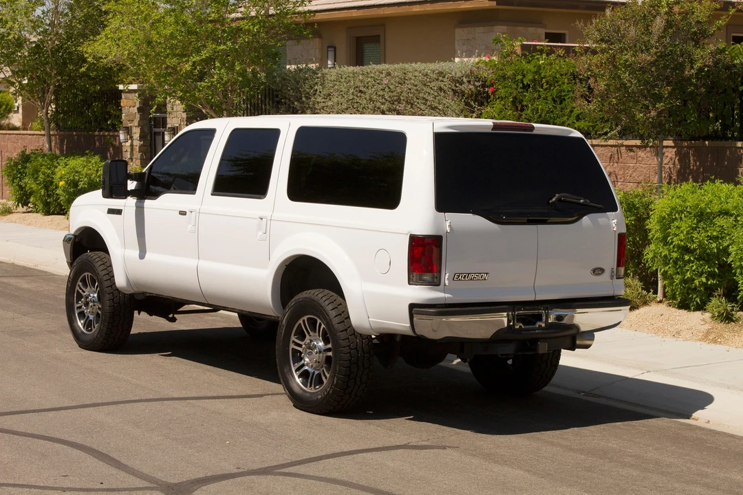 2004 Ford Excursion - Image 21 of 31