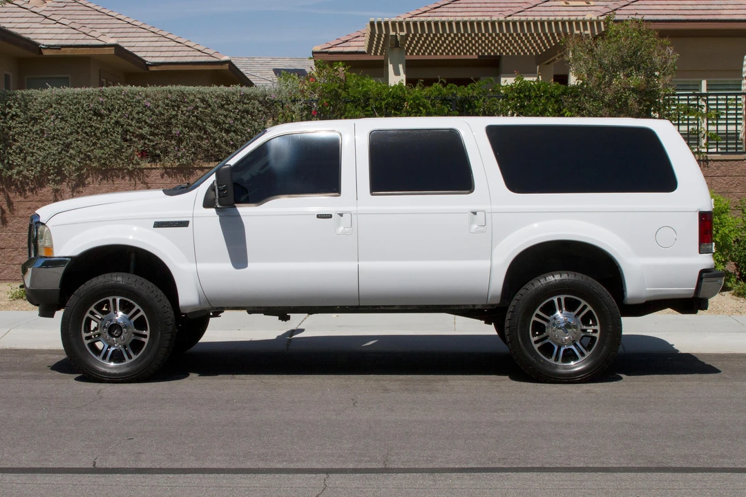 2004 Ford Excursion - Image 5 of 31