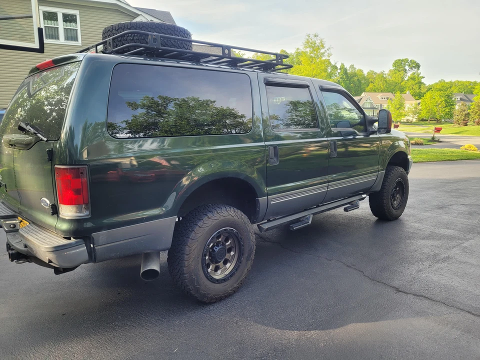 2004 Ford Excursion - Image 11 of 31