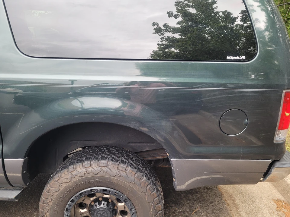 2004 Ford Excursion - Image 17 of 31