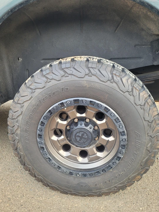 2004 Ford Excursion - Image 27 of 31