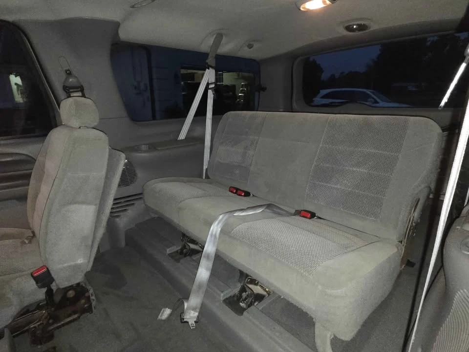2004 Ford Excursion - Image 13 of 17