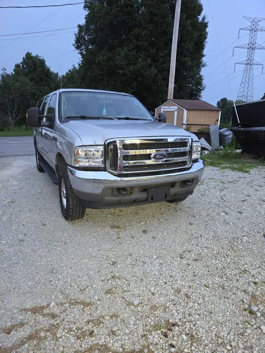 2004 Ford Excursion - Image 3 of 17