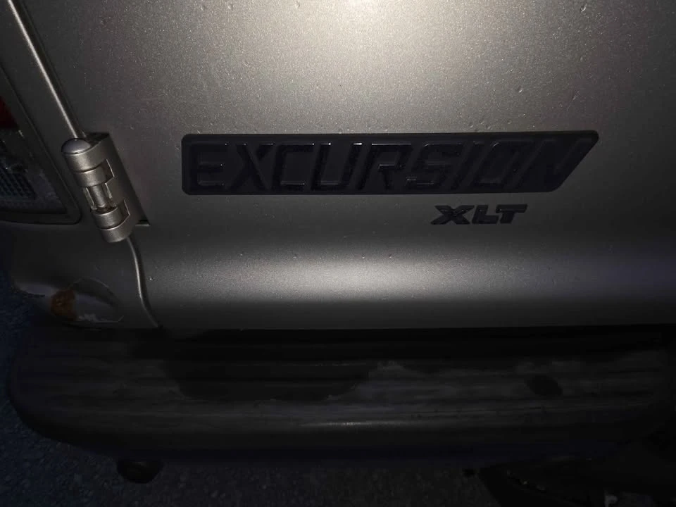 2004 Ford Excursion - Image 16 of 17