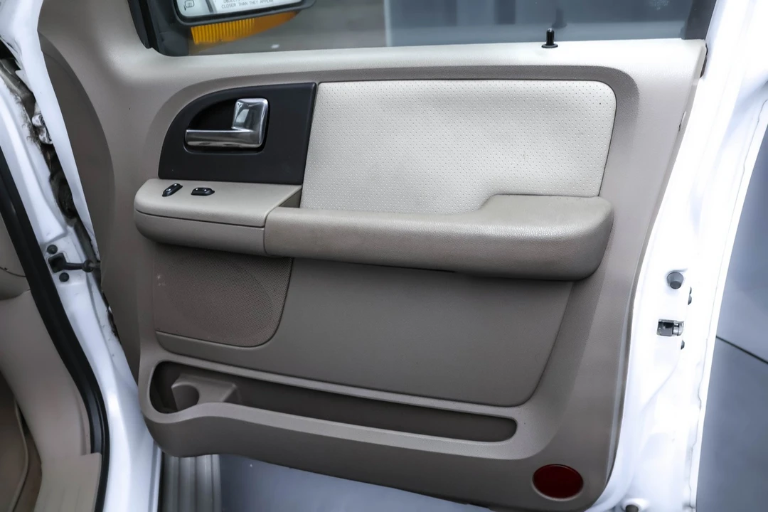 2004 Ford Expedition 2nd Gen - Image 21 of 21
