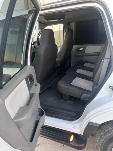 2004 Ford Expedition 2nd Gen - Image 8 of 14