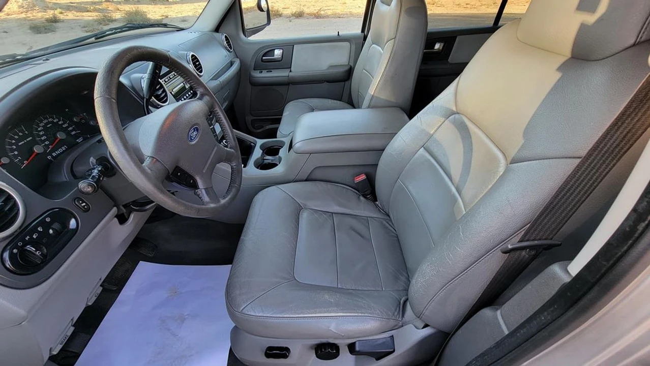 2004 Ford Expedition 2nd Gen - Image 14 of 21