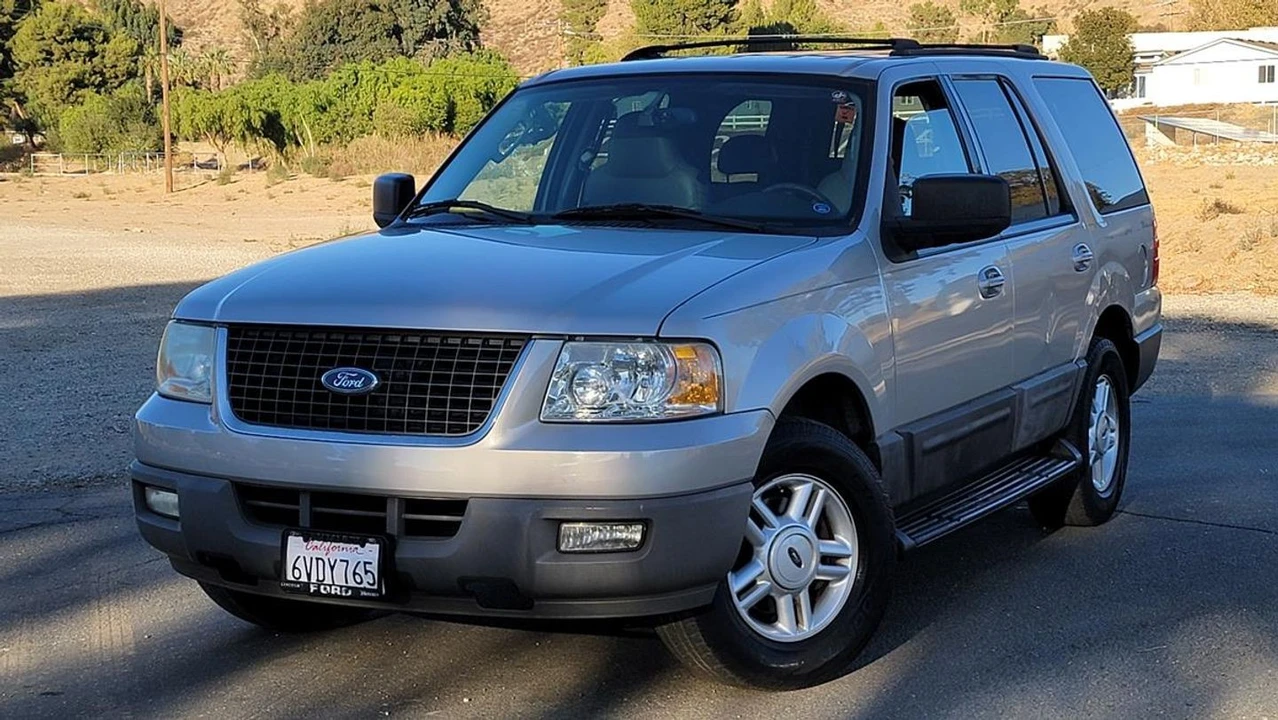 2004 Ford Expedition 2nd Gen - Image 5 of 21