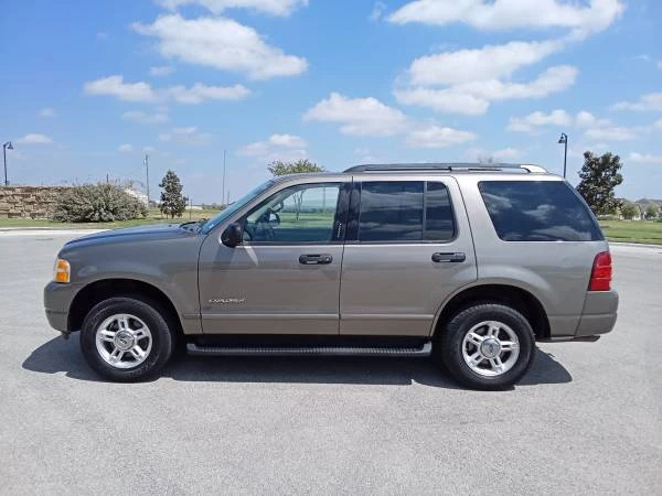 2004 Ford Explorer 3rd Gen - Image 3 of 13