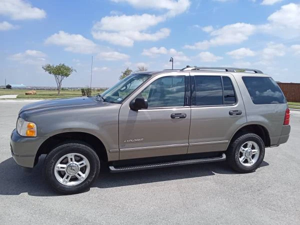 2004 Ford Explorer 3rd Gen - Image 2 of 13