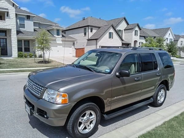 2004 Ford Explorer 3rd Gen - Image 5 of 13