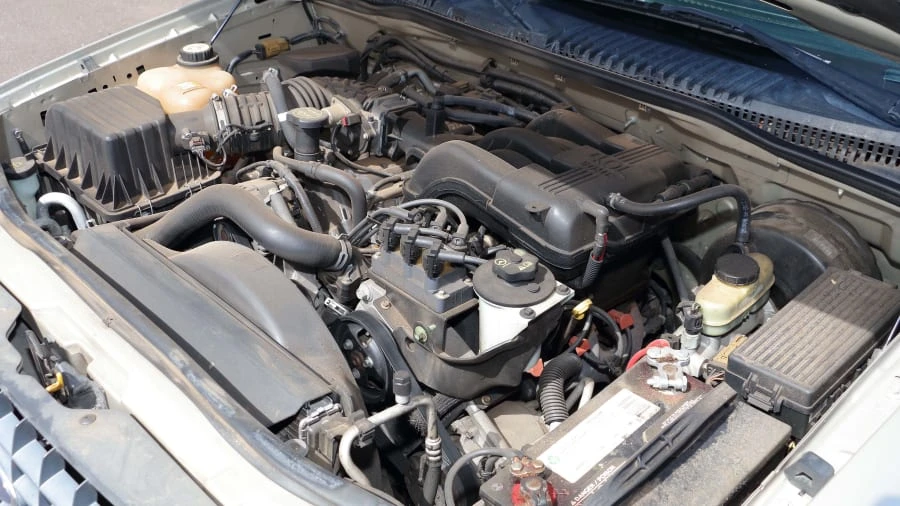 2004 Ford Explorer 3rd Gen - Image 6 of 12