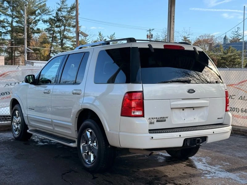 2004 Ford Explorer 3rd Gen - Image 11 of 12