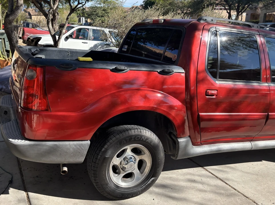 2004 Ford Explorer Sport Trac - Image 8 of 21