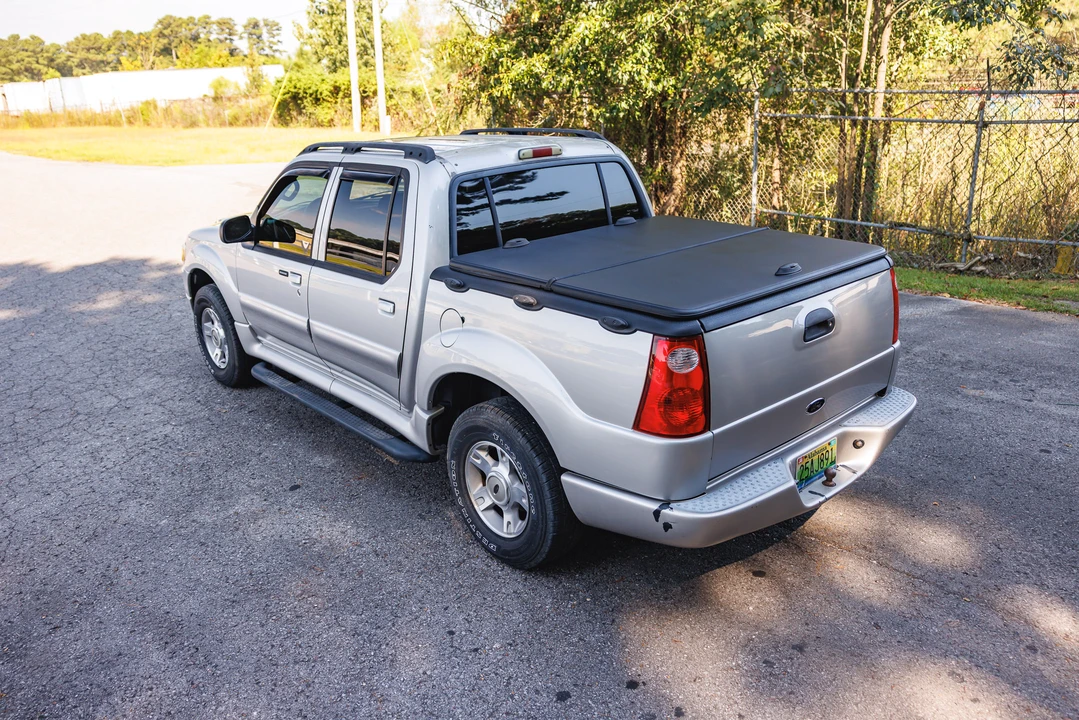 2004 Ford Explorer 3rd Gen - Image 9 of 31