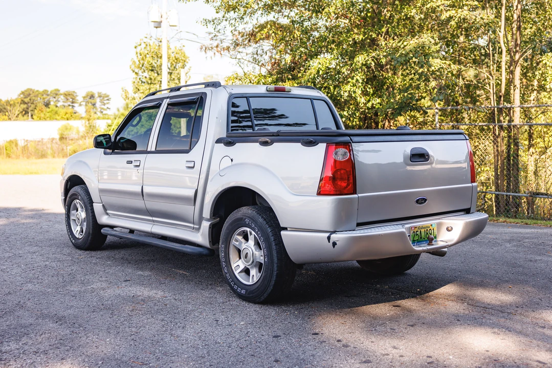 2004 Ford Explorer 3rd Gen - Image 8 of 31