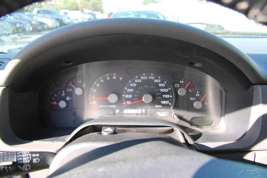 2004 Ford Explorer 3rd Gen - Image 14 of 21