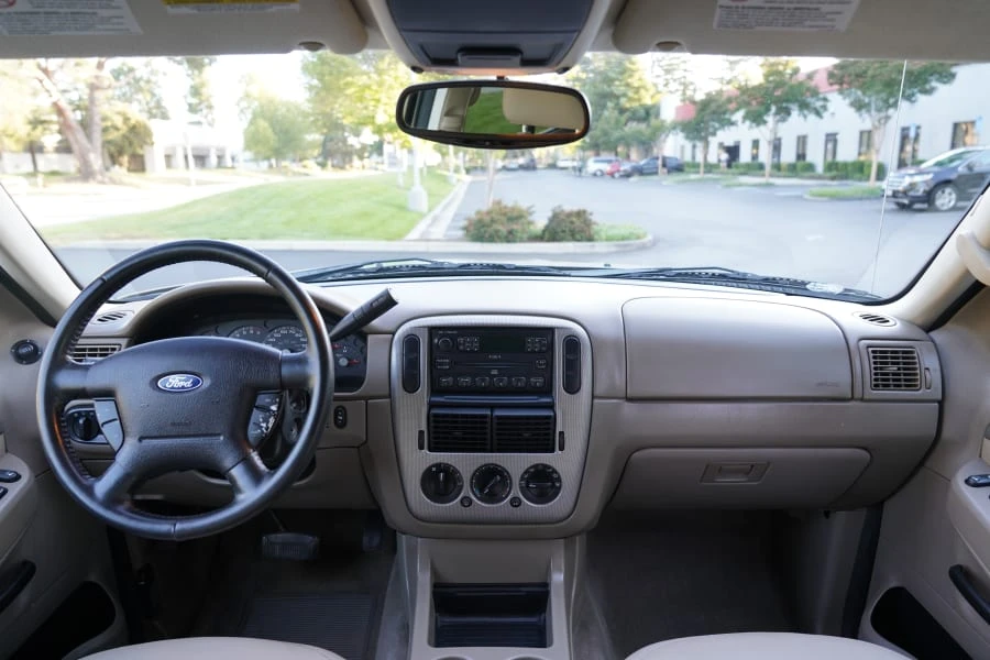 2004 Ford Explorer 3rd Gen - Image 15 of 23