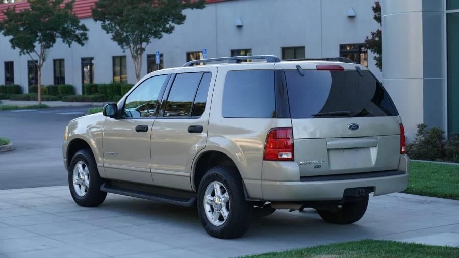 2004 Ford Explorer 3rd Gen - Image 6 of 23