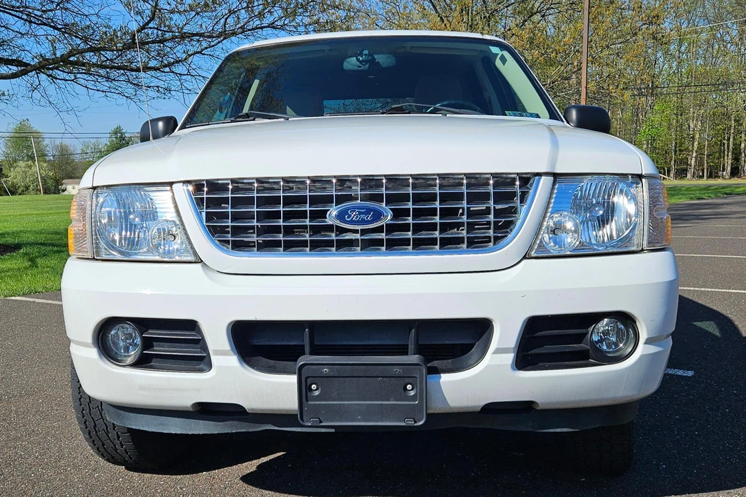 2004 Ford Explorer 3rd Gen - Image 2 of 31