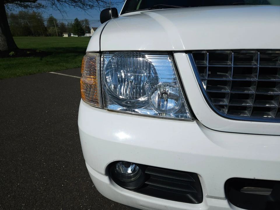 2004 Ford Explorer 3rd Gen - Image 21 of 31