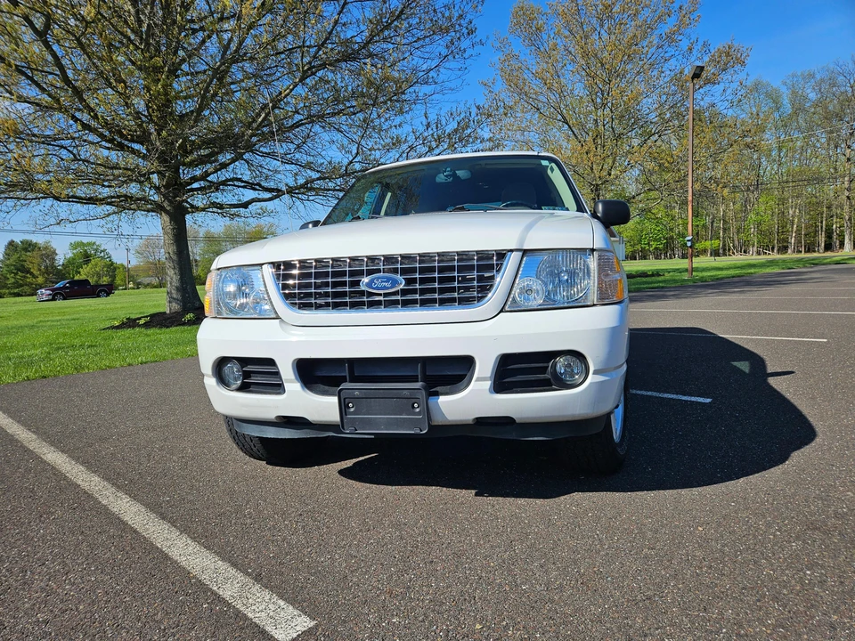 2004 Ford Explorer 3rd Gen - Image 7 of 31