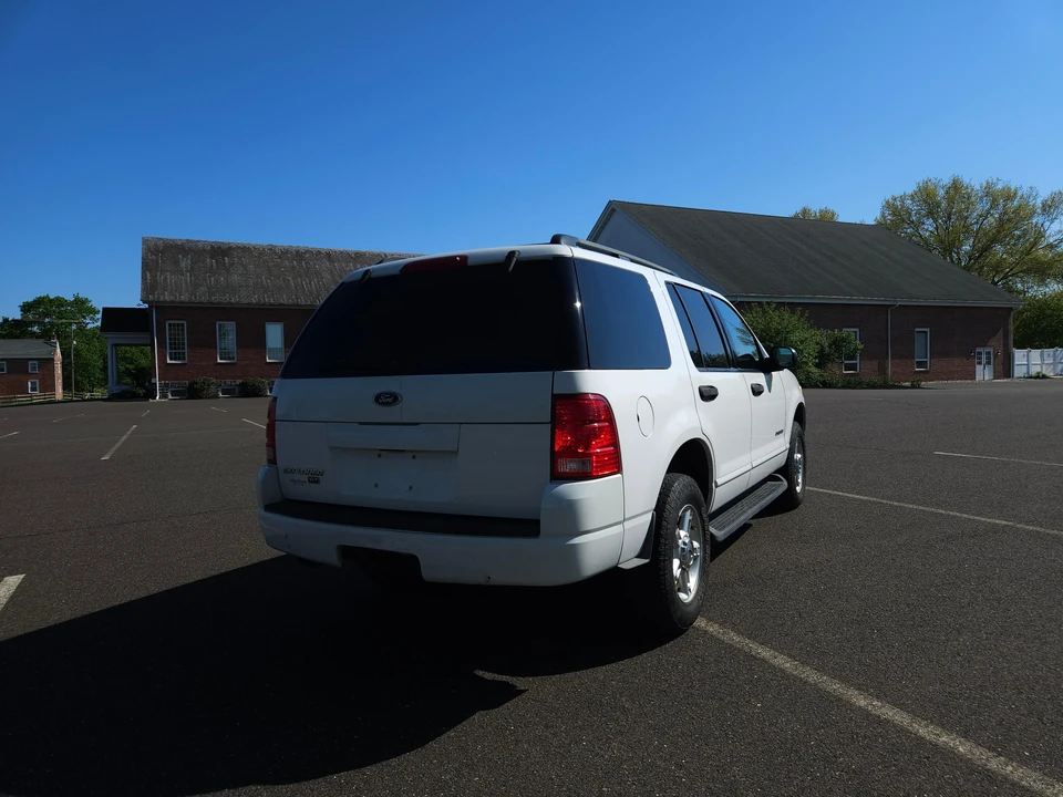 2004 Ford Explorer 3rd Gen - Image 14 of 31