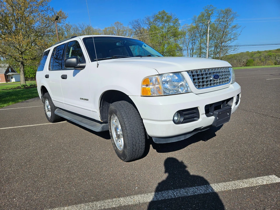 2004 Ford Explorer 3rd Gen - Image 18 of 31