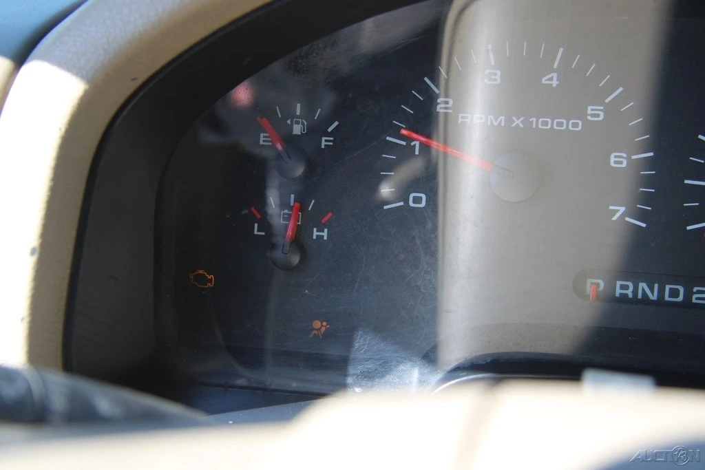 2004 Ford F-150 10th Gen - Image 19 of 21
